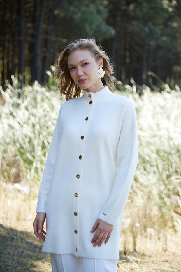 Snap-Buttoned Stand-Up Collar Soft Cardigan - 4