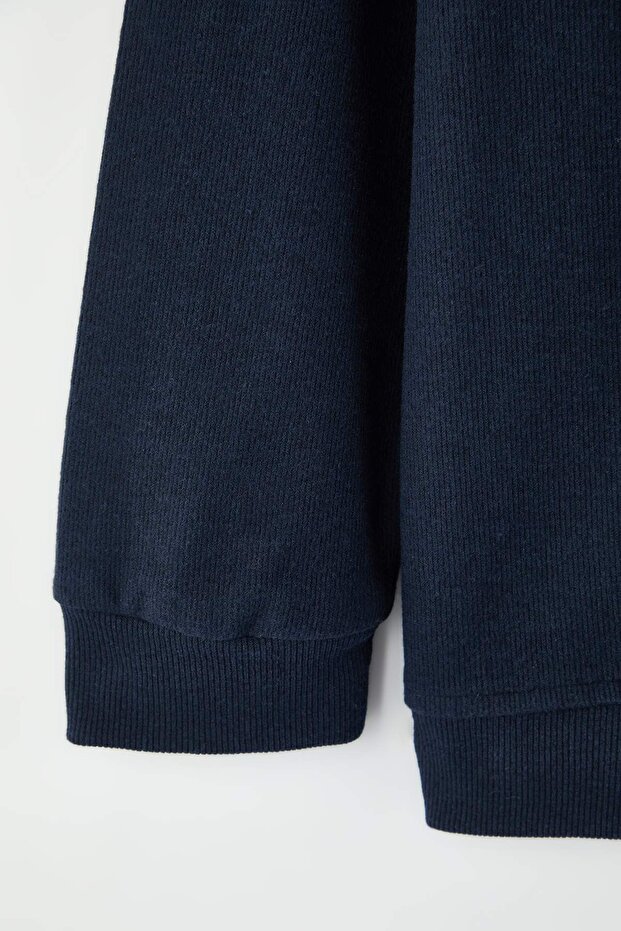 Lacivert Yeni Oversize/Geniş Yumuşak Dokulu Kolej Şardonsuz Büyük Beden Sweatshirt TMNAW26AO00007 - 4