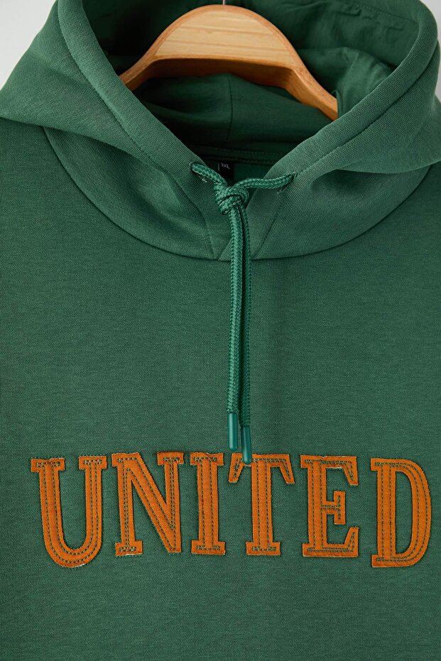 Büyük Beden Yeşil Oversize İçi Polar/Sıcak Tutan Nakışlı Sweatshirt TMNAW25AO00057 - 3