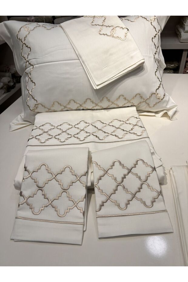 100% Cotton Satin Embroidered Duvet Cover Set - Double Size // 6 Pieces / Elegant Dowry Set,