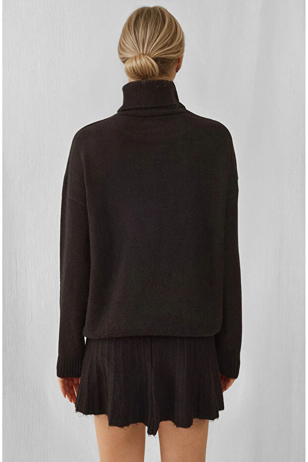 BDART Dokulu Oversize Yüksek Yaka Örme Takım - 2