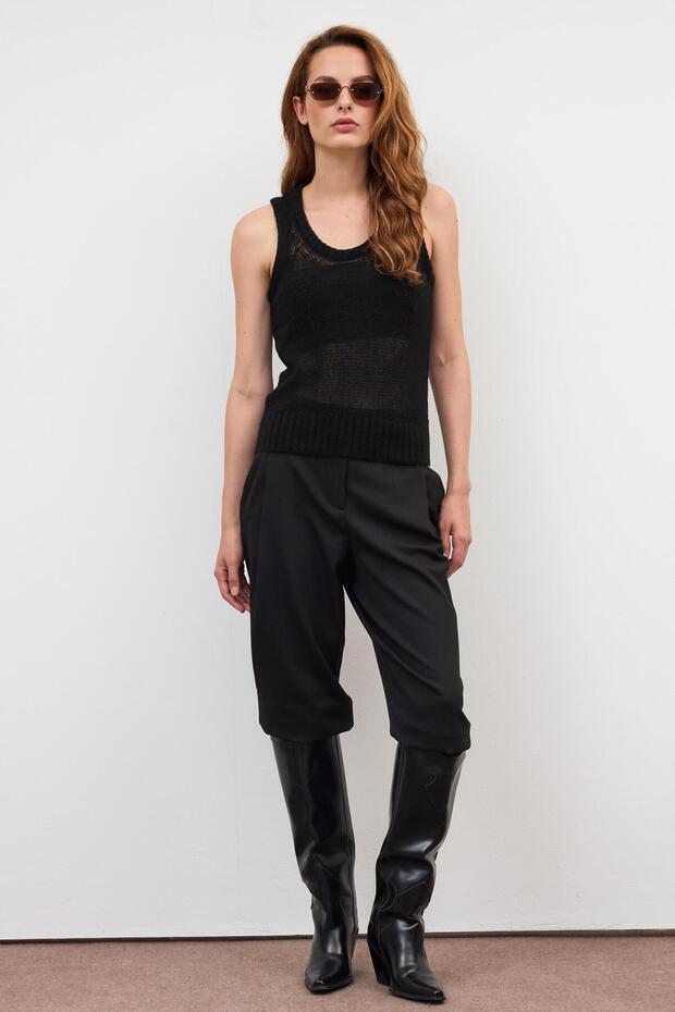 Siyah Triko Süveter - 2