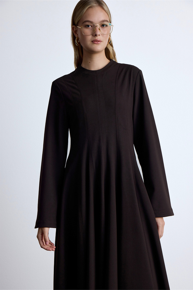 Keserűbarna, hosszú hullámos ruha - VOLANLI FIT - 6