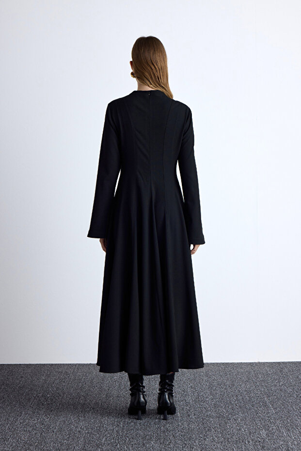 Rochie neagră lungă cu volan - 6