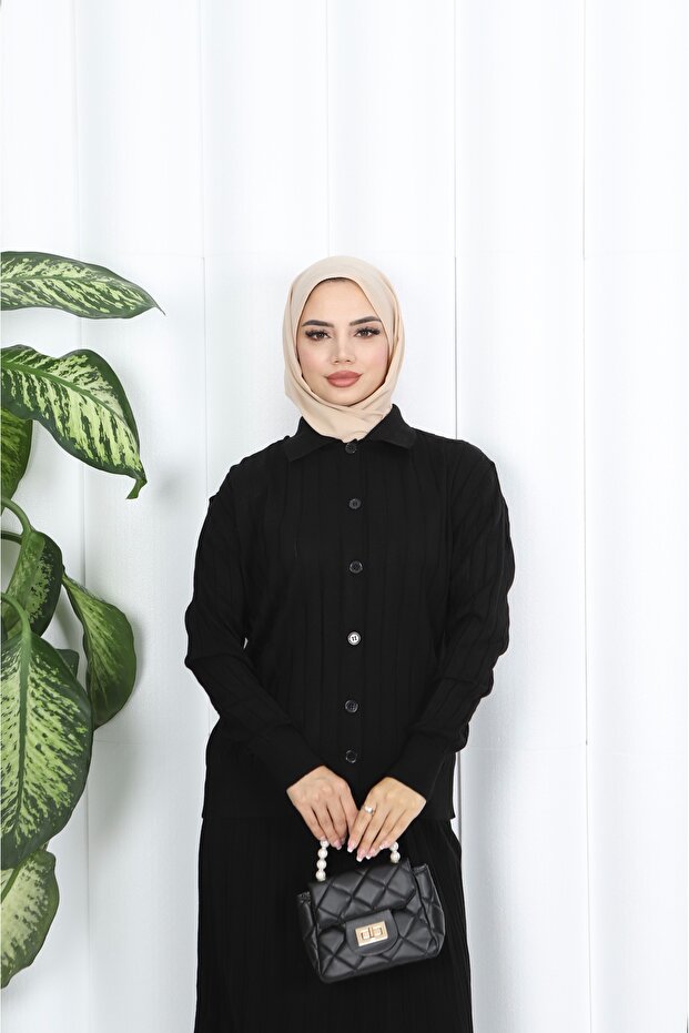 بدلة تنورة مطوي مع سترة - 3