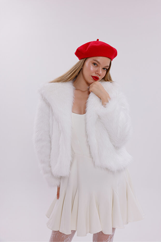Women's White Lined Winter Faux Fur Coat