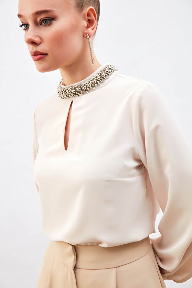 Bluse mit Kragen-Accessoires - Beige - 3