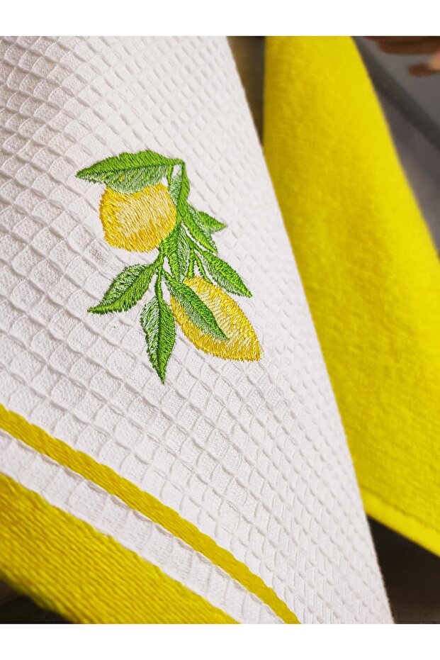 Set of 2 Kitchen Towels with Yellow Color and Lemon Figures - Soft and Embroidered Cloth - 2