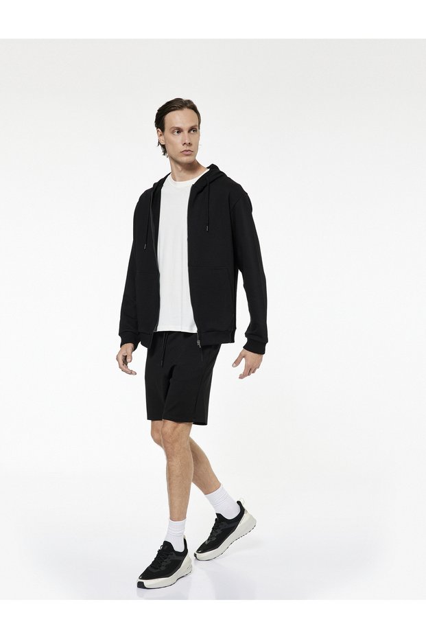 Viscose Blend Zippered Pocket Detailed Waist Lace-Up Sports Shorts