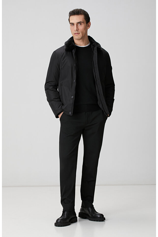 Siyah Kürk Detaylı Mont - 3