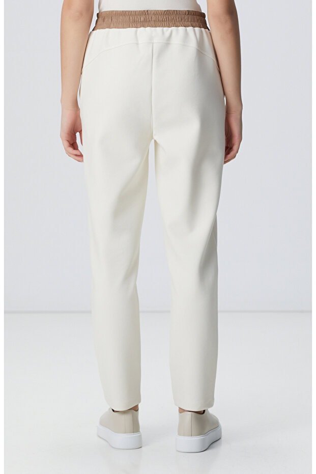 Kırık Beyaz N-Tech Dokuma Garnili Örme Eşofman - 4