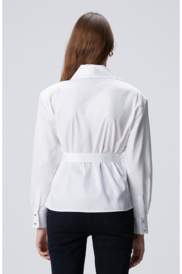 Beyaz Kemerli Bluz - 5