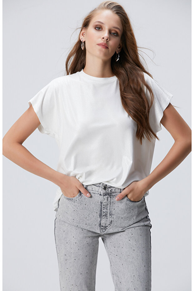 Kırık Beyaz Basic T-shirt - 1
