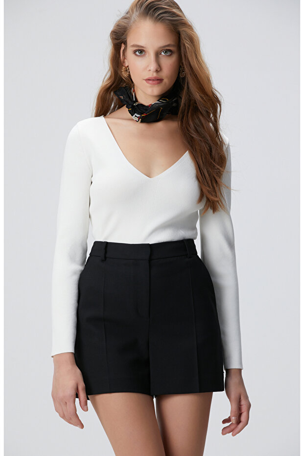 Kırık Beyaz V Yaka Basic Kazak - 4