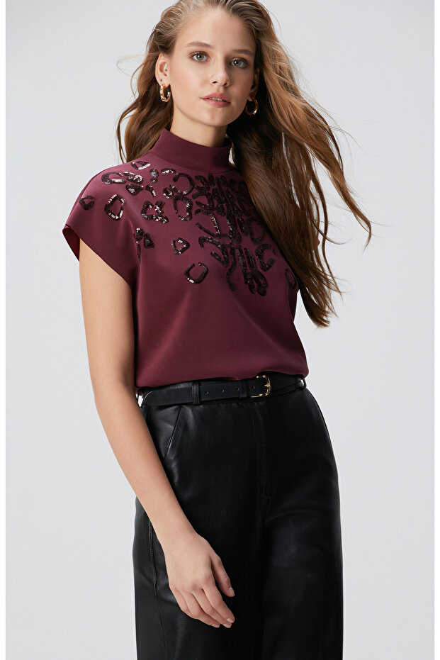 Bordo Payet İşlemeli T-shirt - 4