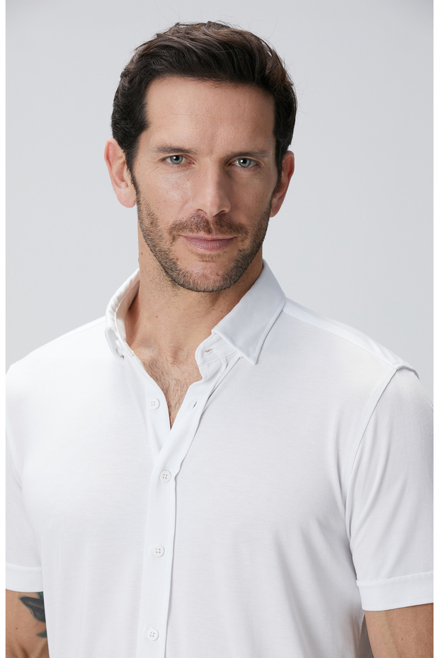 Beyaz Kısa Kol Örme Gömlek - 7