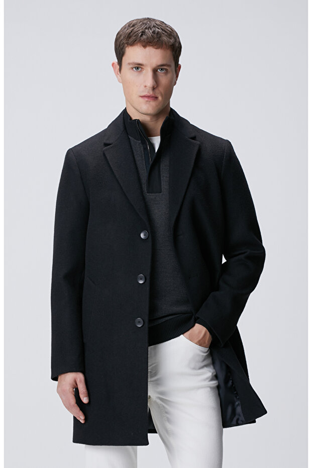 Siyah Palto - 1