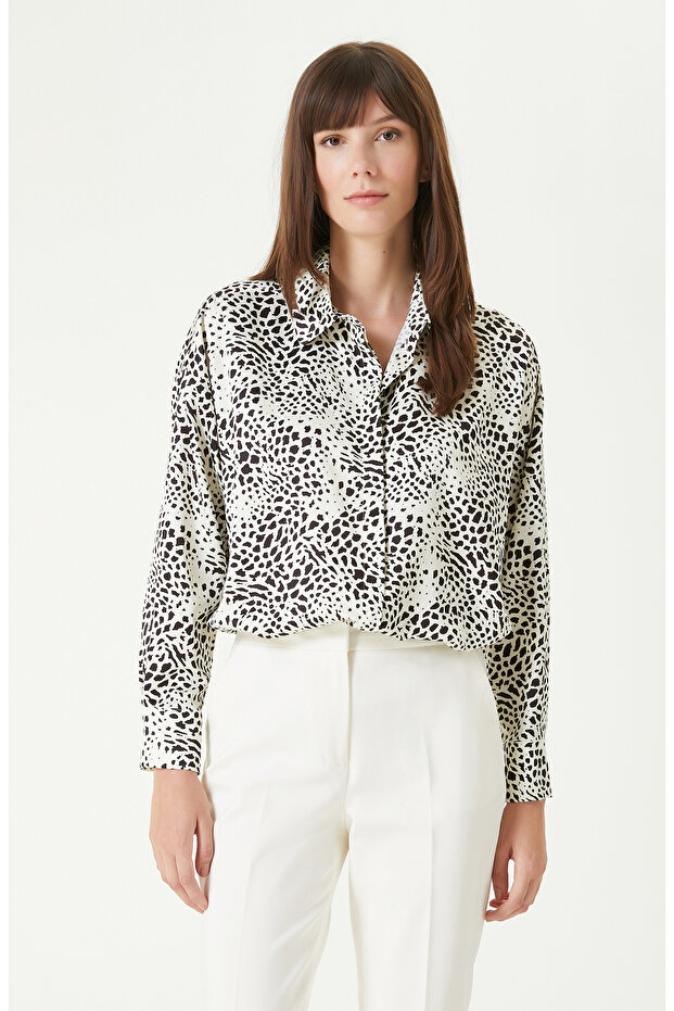 Beyaz Siyah Gömlek - 4