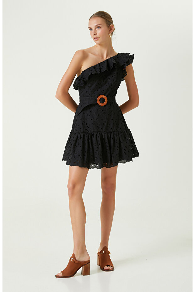 Tek Omuz Güpürlü Siyah Elbise - 1