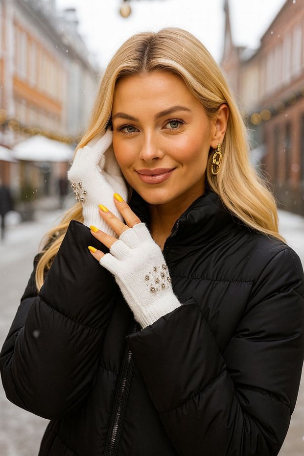 Stone Embellished Cutout Ecru Knitwear Women's Gloves