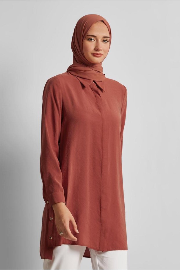 Tunic with Clip Detail 45674