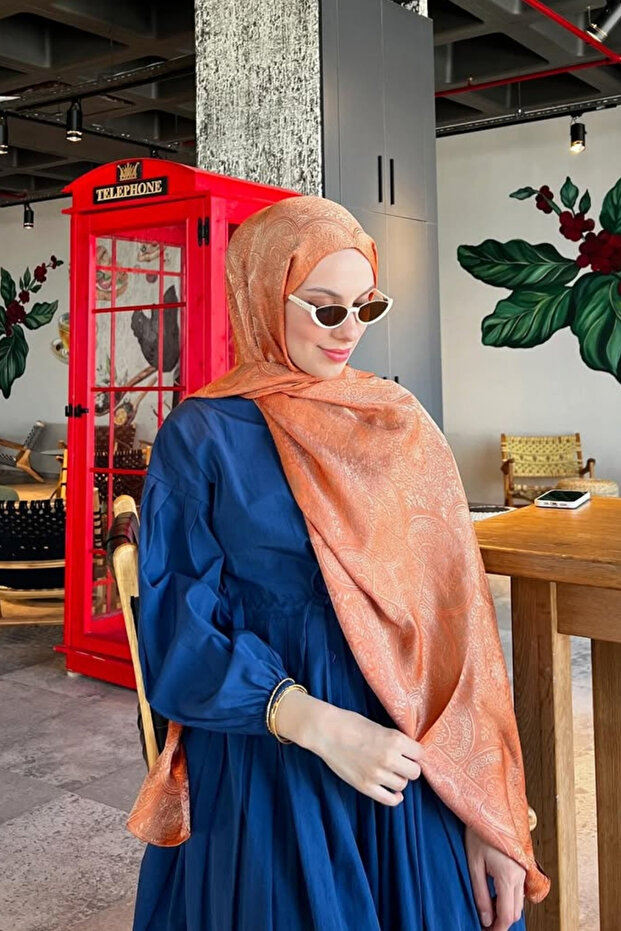 Liva Desen Shine Line Shawl Mink-Cinnamon