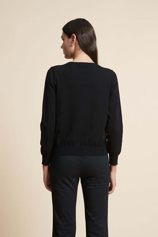 Solid Long-Sleeve Top - 5