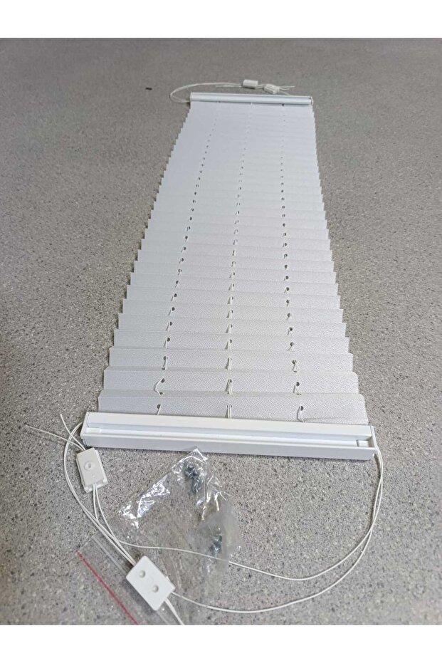 CAM BALKON VE PVC KAPI & PENCERE PİLİSELİ PERDE VİDALI - 2