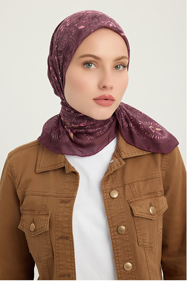 الحب الأبدي - عنابي - وشاح منقوش من إيفيليا - 90x90 سم