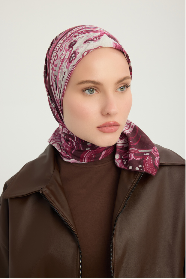 Cosmic Paisley - Burgundy - Efilia Patterned Scarf - 90X90 cm