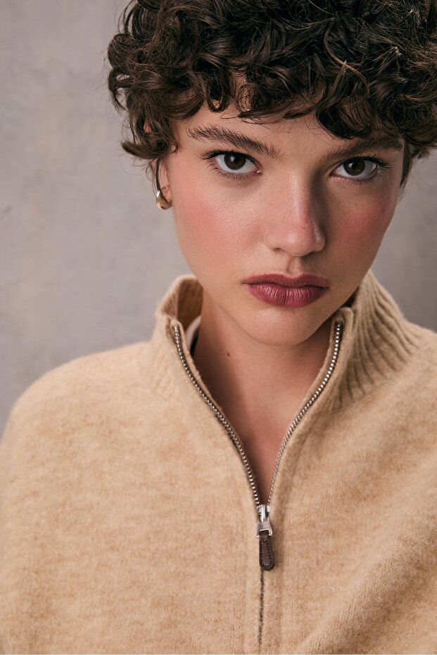 Fermuarlı triko kazak - 4