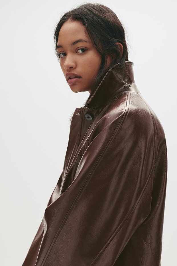 Vinil efektli trençkot - 5