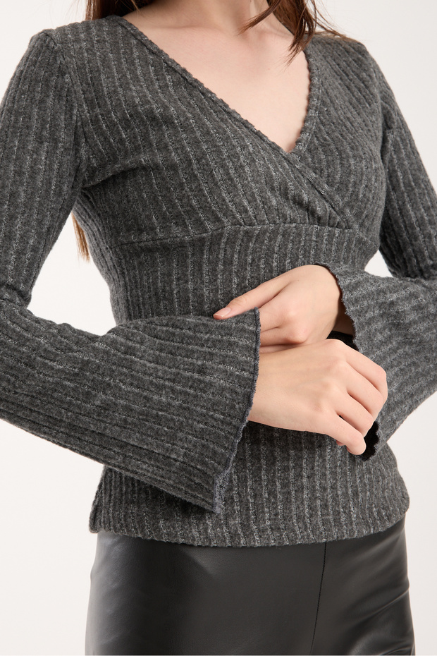 Füme Anvelop Yaka İspanyol Kol Triko Bluz - 4