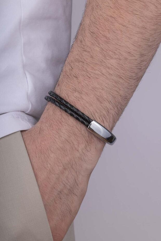 Men's Leather Bracelet with Double Pass Steel Apparatus Knitted Model