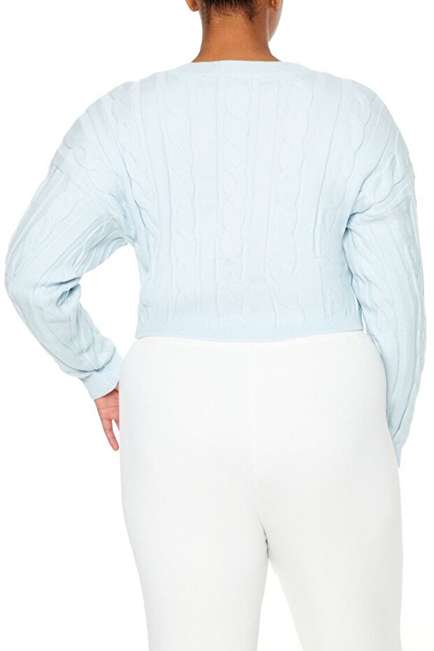 Plus Size Crop Kazak - 3