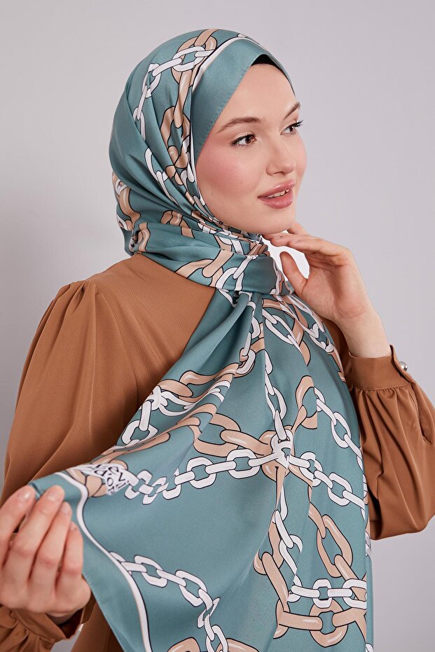 Moss Green Chain Twill Shawl