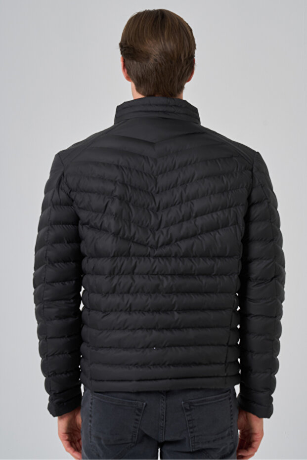 Erkek Siyah Polyester Kısa Kapitone Mont - 5