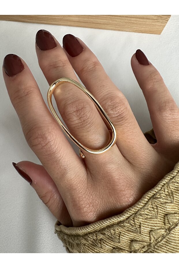 خاتم ذهبي كبير بيضاوي الشكل - 1