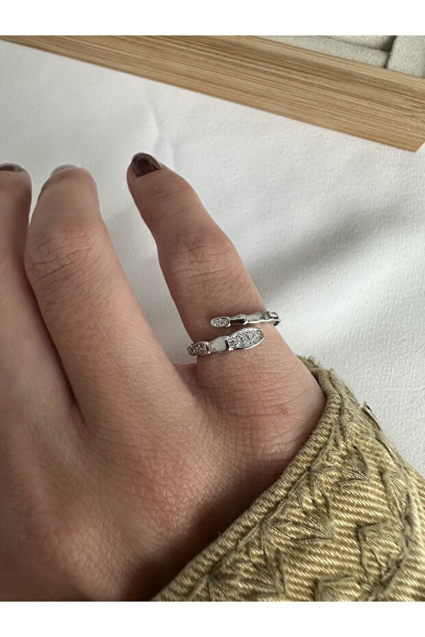 خاتم على شكل ثعبان فضي اللون - 4