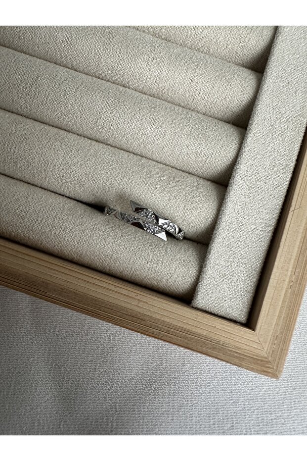 Silver Color Triangle Patterned Wrap Ring - 1