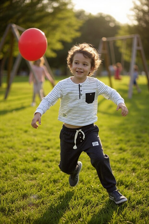 بدلة مخططة للأولاد - 5