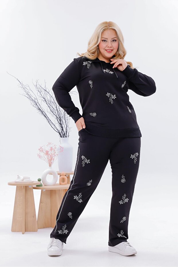 طقم مطرز بالخرز مقاس كبير - 4