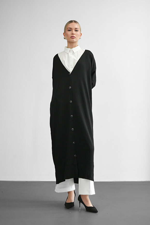 Women's V-Neck Black Buttoned Long Cardigan