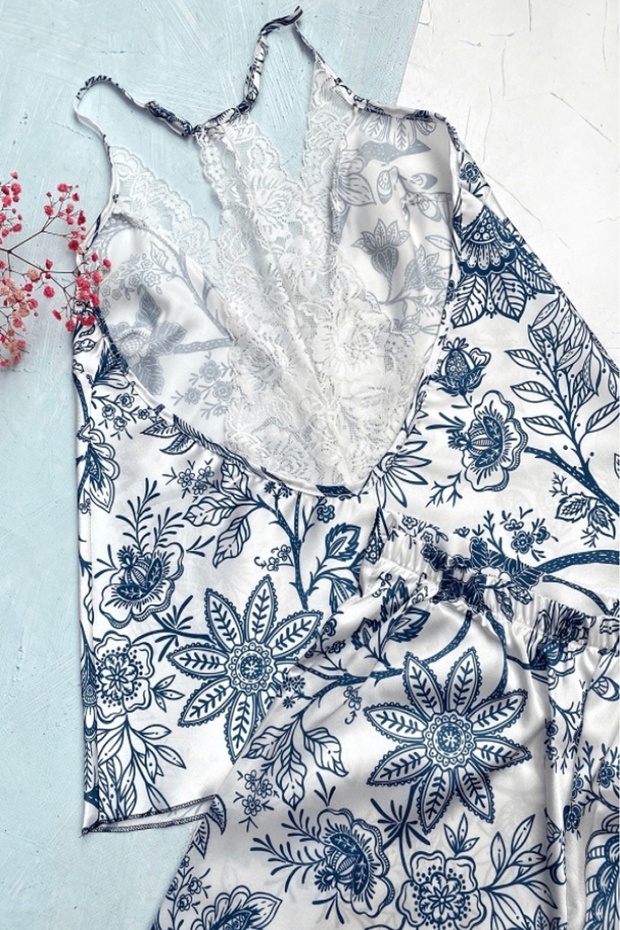 Çiçekli Şortlu Takım - 3