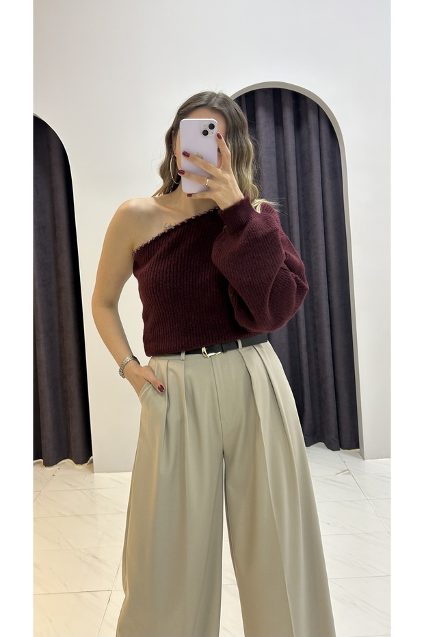 Tek Omuz İncili Triko - 1