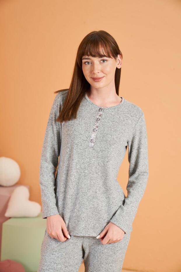 Kadın Yumoş Kumaş Yuvarlak Yaka Patlı Uzun Kol Pijama Takımı - 7