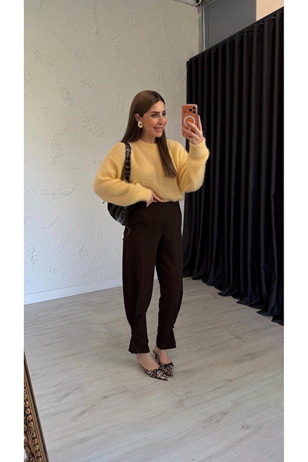 Buttoned Leg Trousers Brown