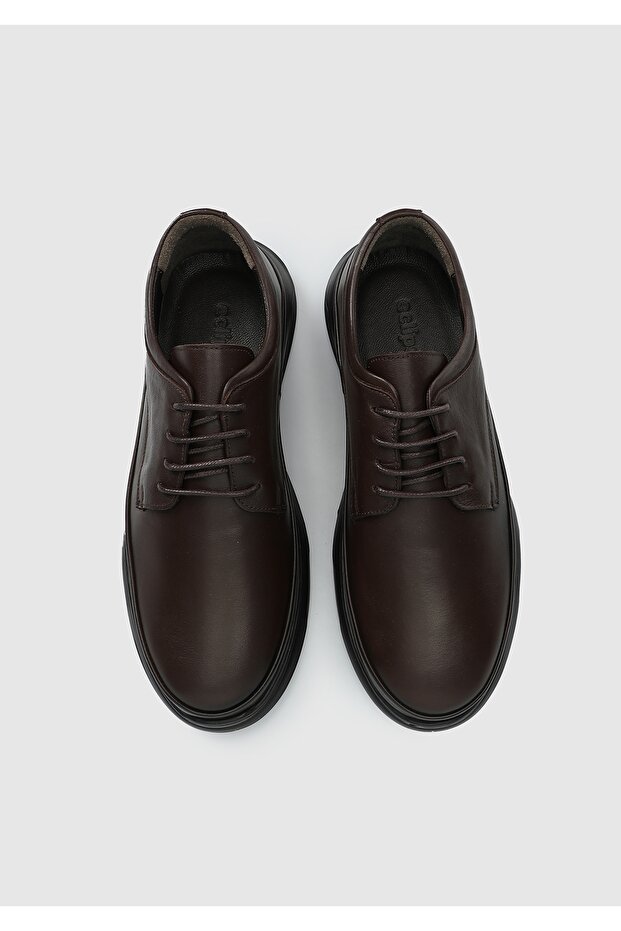 أحذية رجالية من الجلد البني - 5