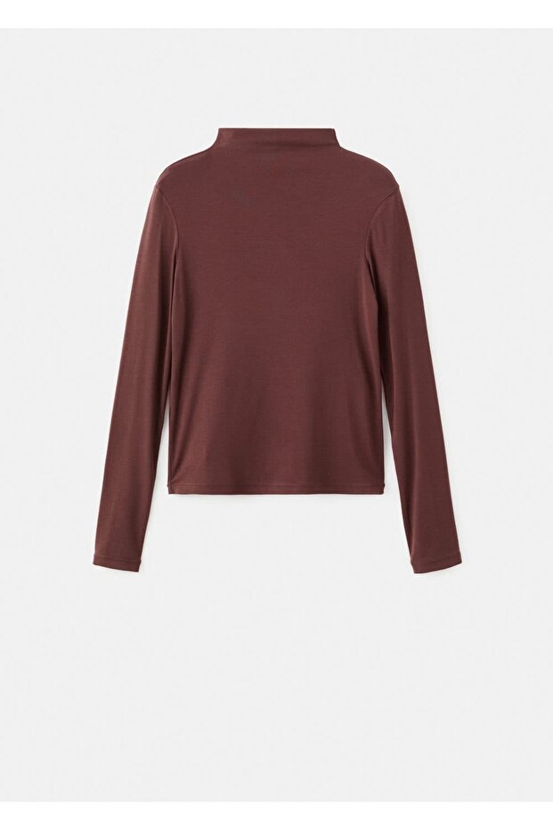 Dik yaka tişört - 3