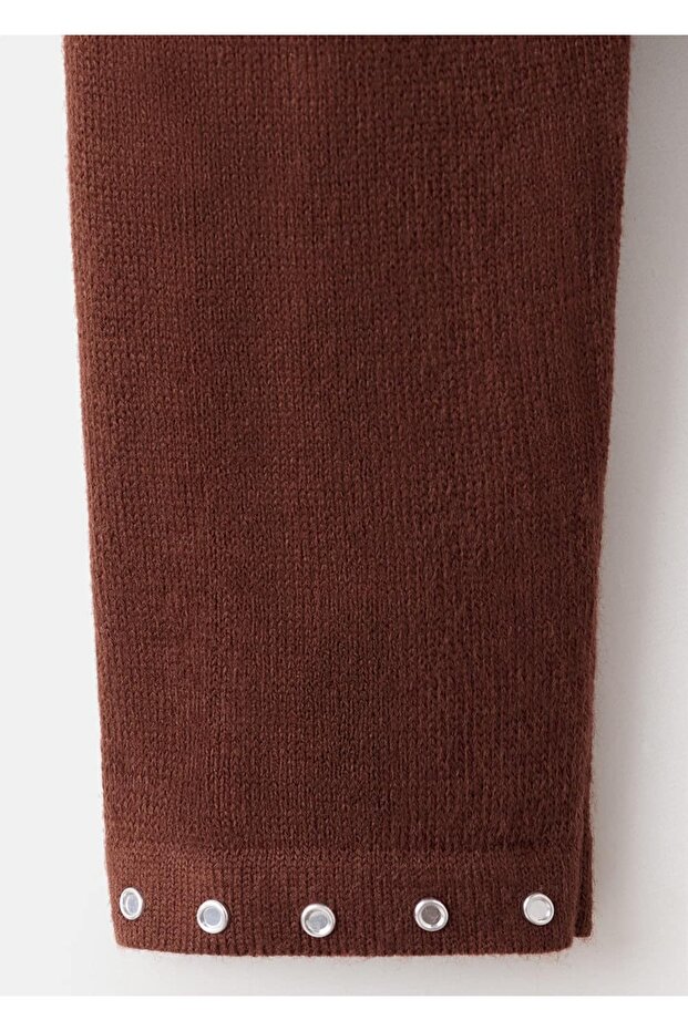 Zımbalı örgü kazak - 8